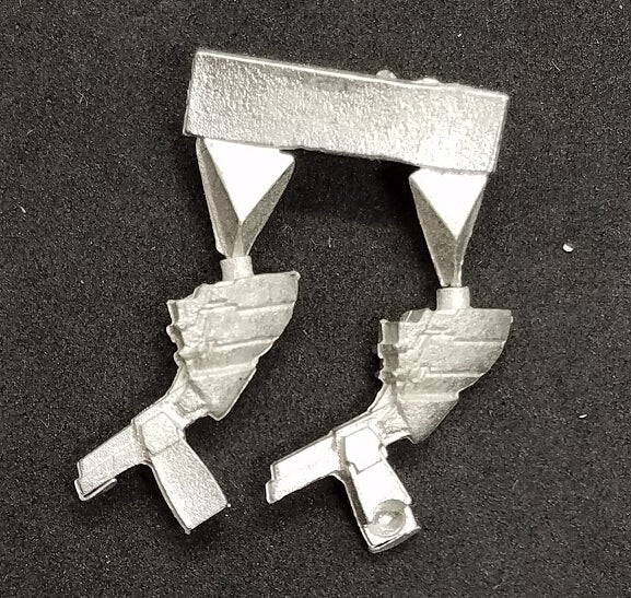 Linebacker (Omni) Leg Sprue