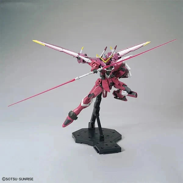 MG 1/100 ZGMF-X09A Justice Gundam Model Kit